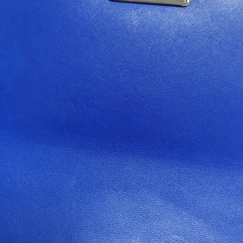 CHANEL BOY CHANEL中號藍色漆皮菱格紋絎縫斜挎包單肩包銀色五金20開可拆卸肩帶-8