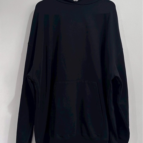 巴黎世家後背刺繡帽踢