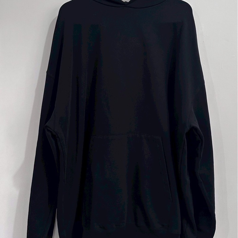 巴黎世家後背刺繡帽踢-0