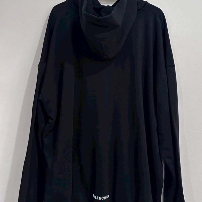 巴黎世家後背刺繡帽踢-1