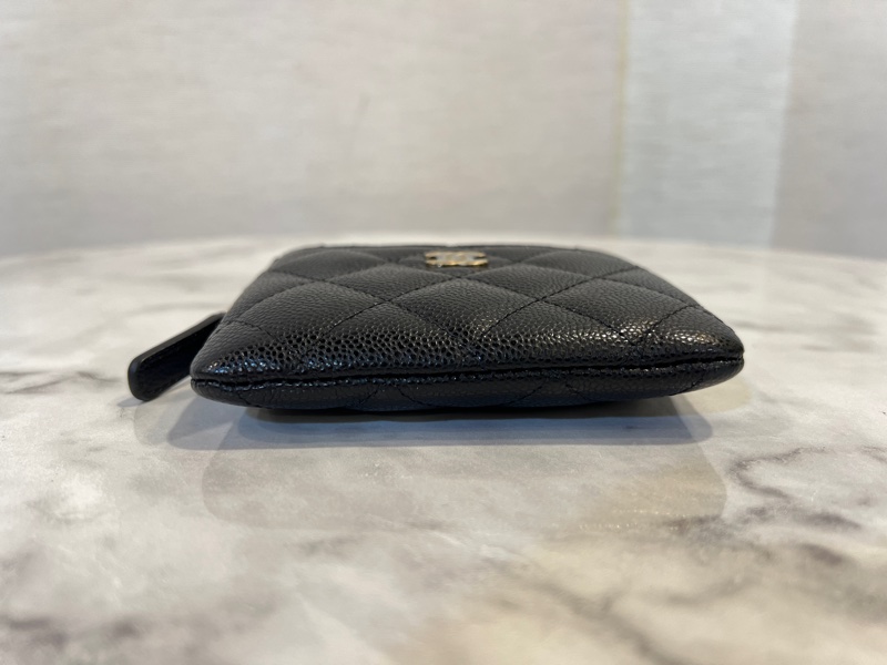 Chanel 黑荔枝牛皮淡金釦5卡ㄇ拉零錢包-2