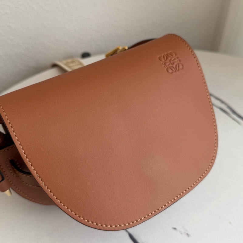 Loewe焦糖色Mini Gate Dual bag斜背包-7