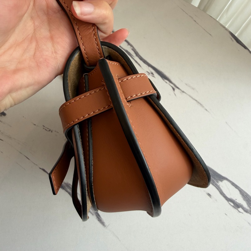 Loewe焦糖色Mini Gate Dual bag斜背包-10