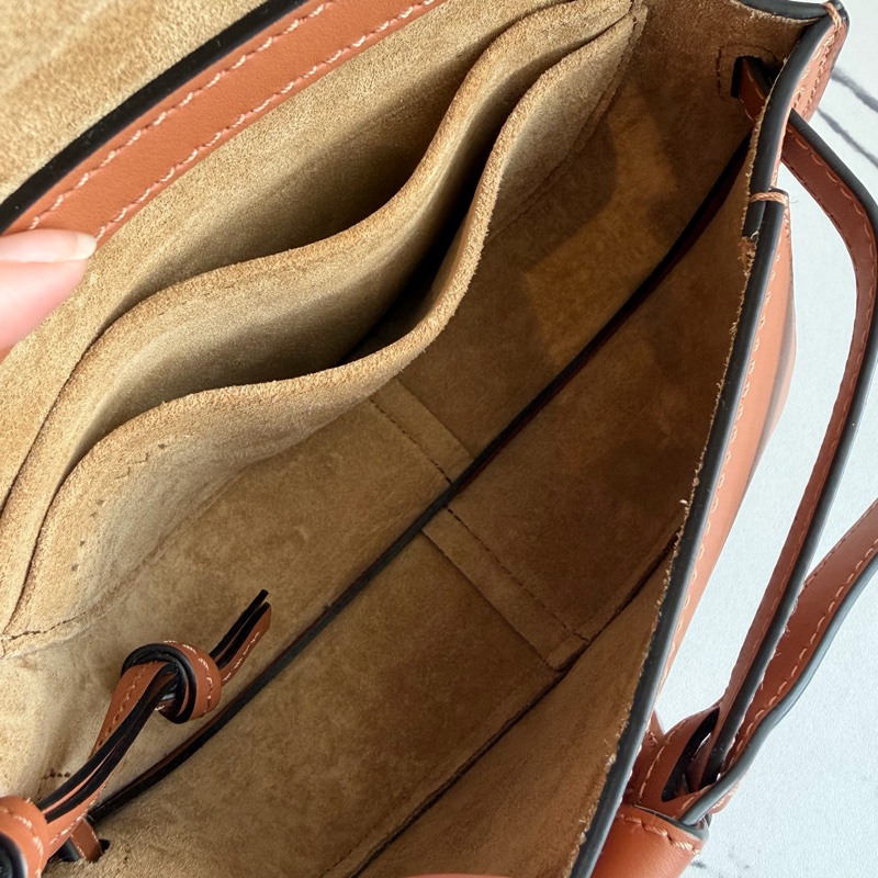Loewe焦糖色Mini Gate Dual bag斜背包-13