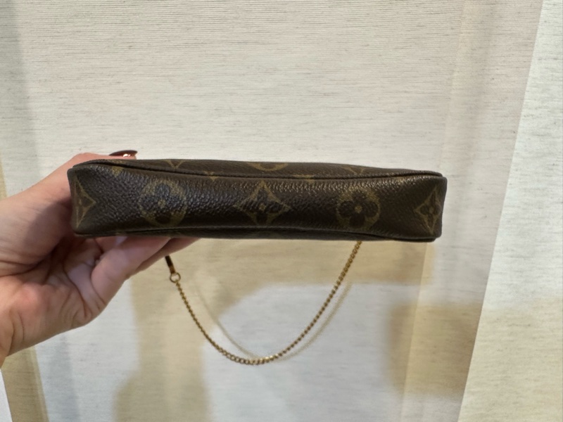 LV 原花金釦一字拉小麻將包-4