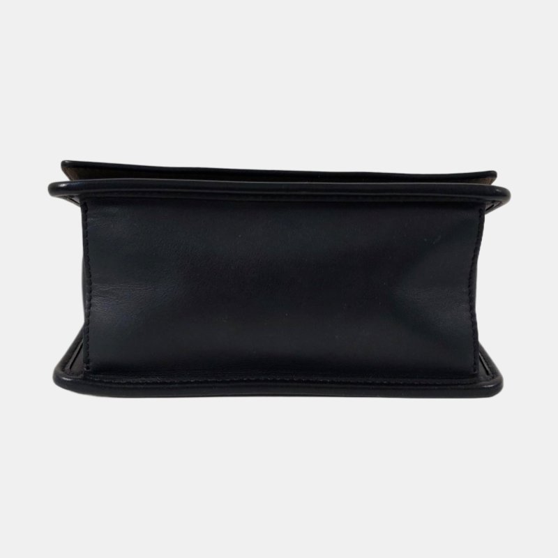 FENDI Kan I F 小號黑色牛皮單肩包斜挎包金色銀色五金可拆卸肩帶-5