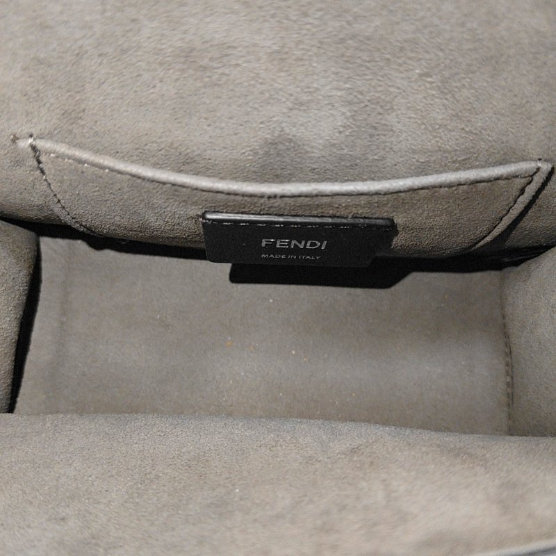 FENDI Kan I F 小號黑色牛皮單肩包斜挎包金色銀色五金可拆卸肩帶-6