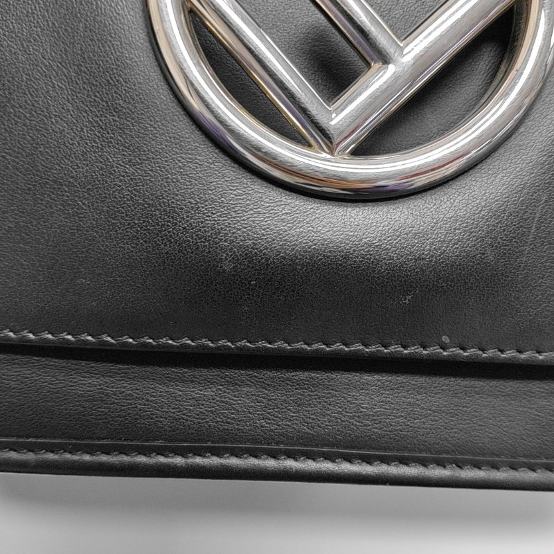 FENDI Kan I F 小號黑色牛皮單肩包斜挎包金色銀色五金可拆卸肩帶-12