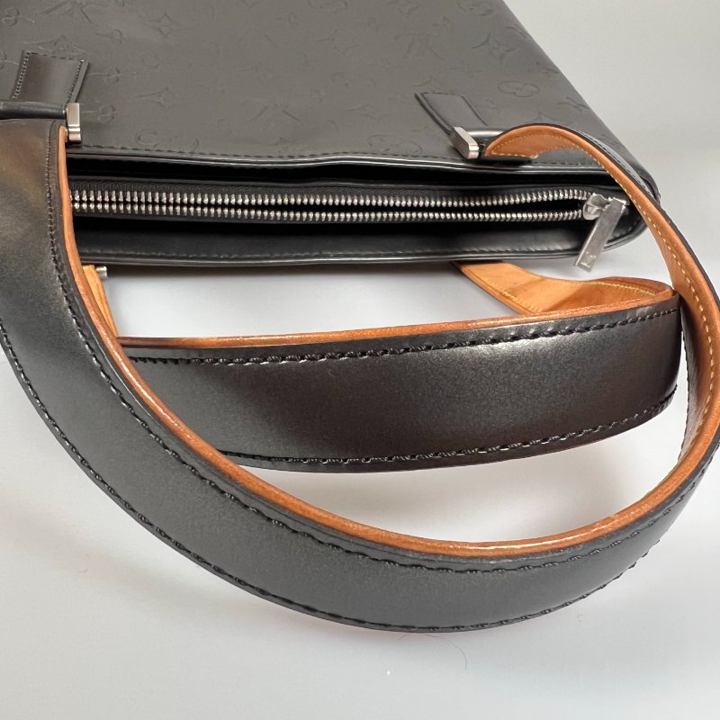 LV M55115 太空銀STOCKTON托特包-10