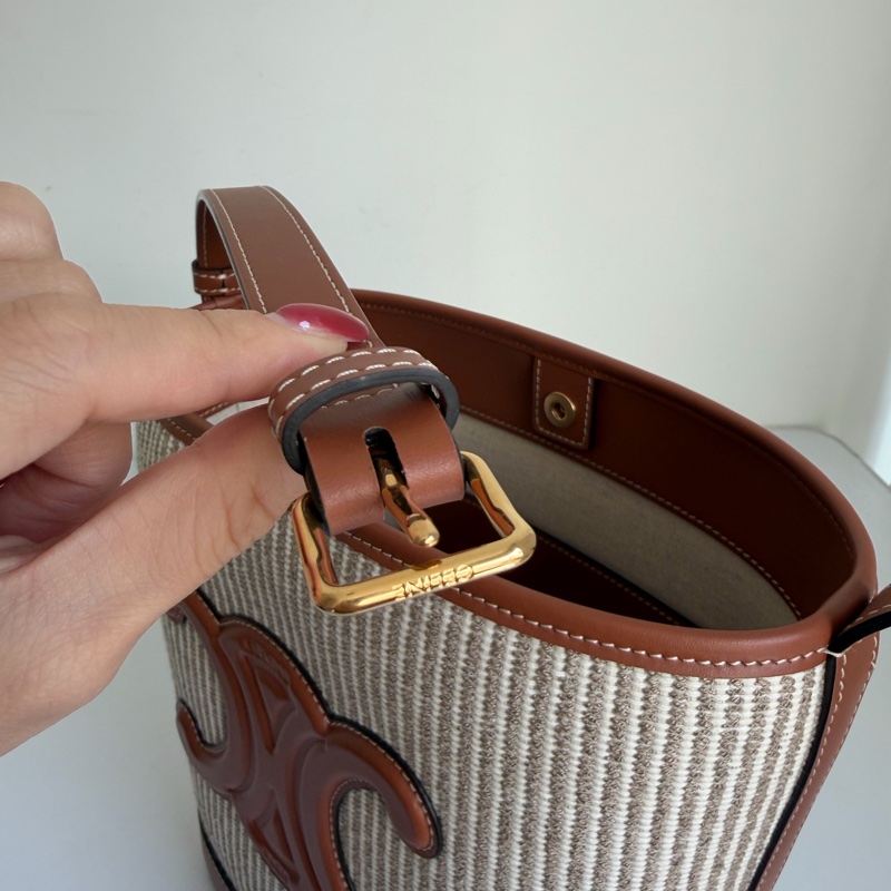 CELINE浮雕水桶包-10