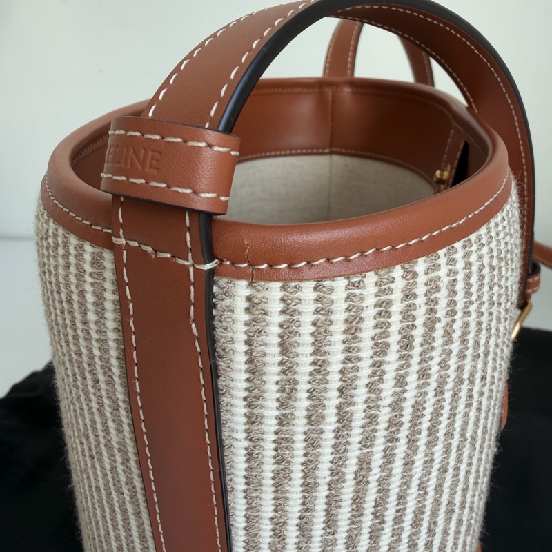 CELINE浮雕水桶包-13