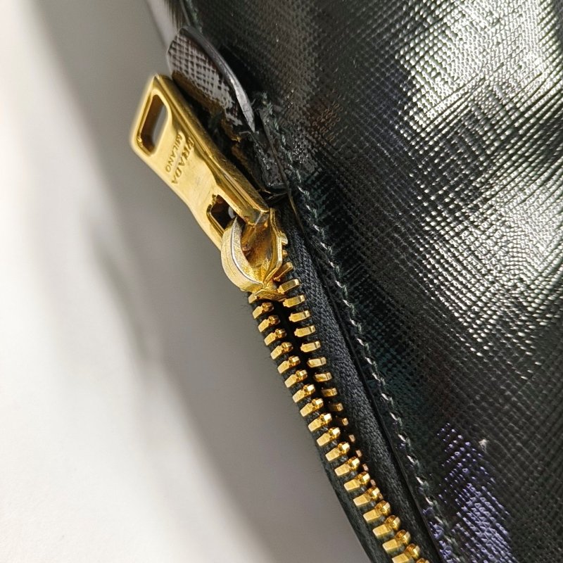 PRADA Promenade 黑色牛皮徽標貝殼包單肩包 金色五金 可拆卸肩帶-13