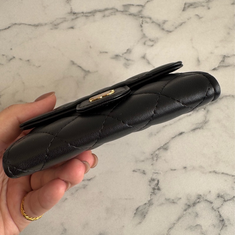 chanel黑菱格金雙C釦式卡片零錢包-5