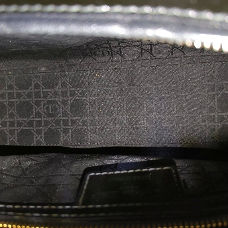 DIOR Lady Dior大號黑色漆皮藤格紋絎縫戴妃七格單肩包手提包斜挎包金色五金可拆卸肩帶-6