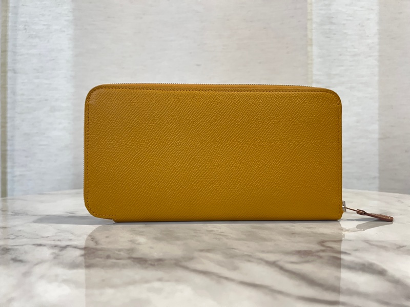 Hermes 餅乾色Epsom銀釦ㄇ拉12卡絲巾長夾-1