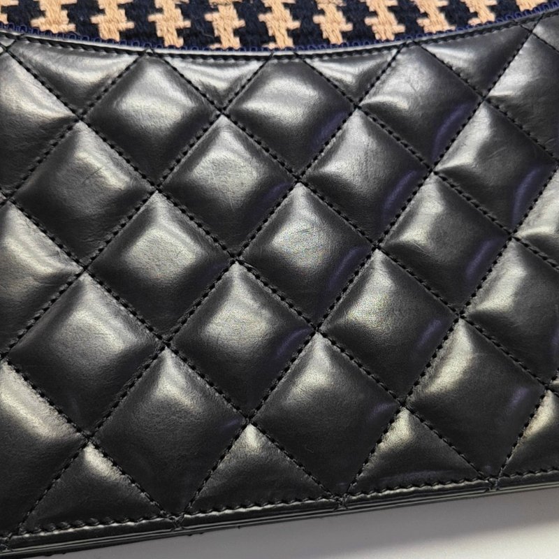 CHANEL藍色牛皮單肩包斜挎包釘色五金21開-11