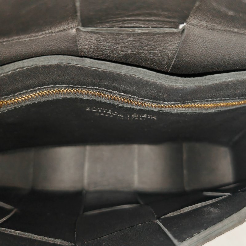 Bottega Veneta Cassette 黑色 編織 羊皮 中號 十五格 編織包-5