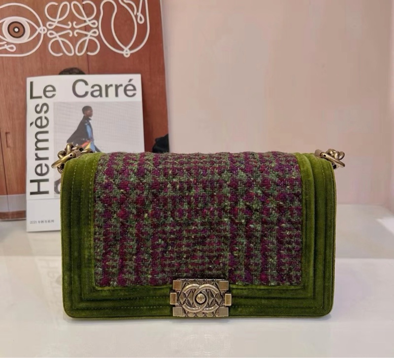 99新 Chanel/香奈兒 chanel 綠色限定絲絨 leboy編織斜挎包 18開 25cm-2