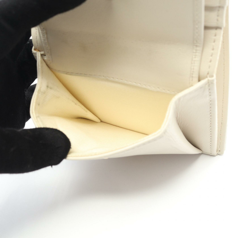 香奈兒 (CHANEL) 絎縫小號翻蓋雙折皮夾 AP2511 白色皮革 金色五金 二手-4