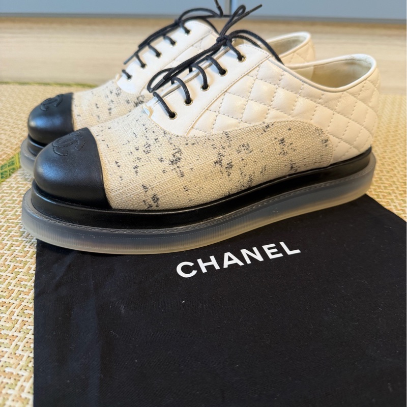 Chanel香奈兒黑白拼色厚底系帶鞋 38碼 99新-0