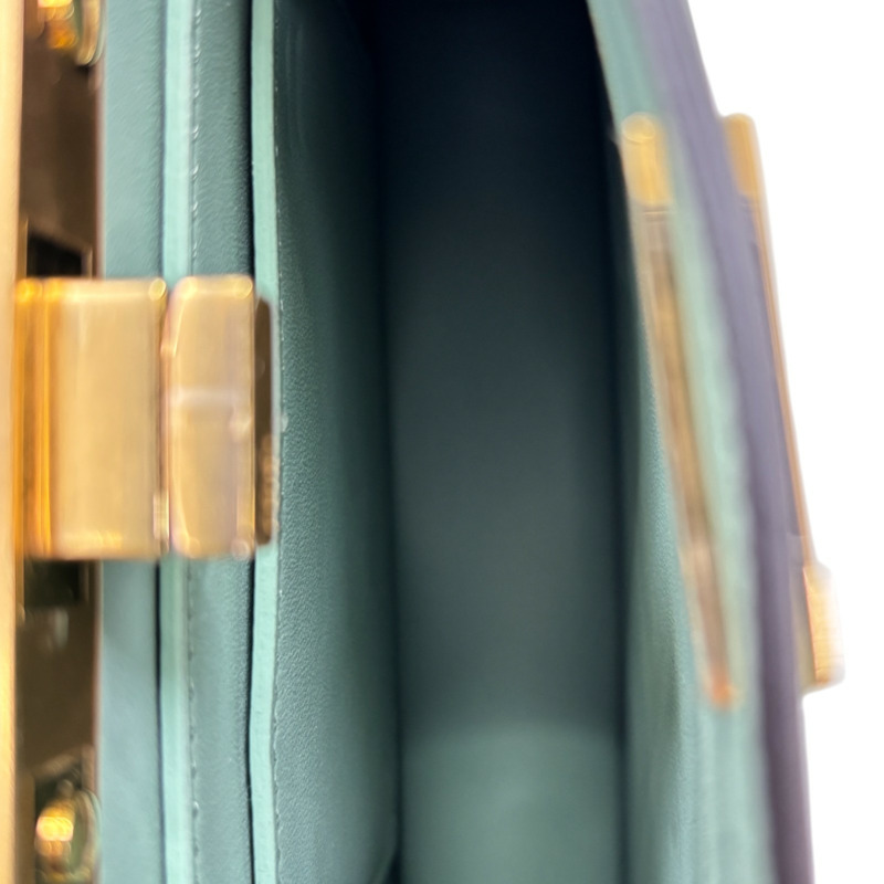 綠色 羊皮 Petite Peekaboo ISeeU 兩用包【FENDI 芬迪】 8BN335-5