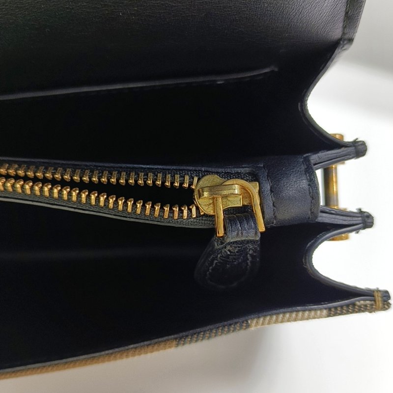 BURBERRY Buckle拼色帆布印花斜挎包單肩包金色五金可拆卸肩帶-11