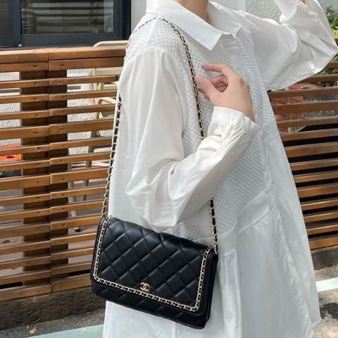 ✨Chanel 黑金穿鏈woc 高價系列 專櫃每年必漲 有保卡🖤