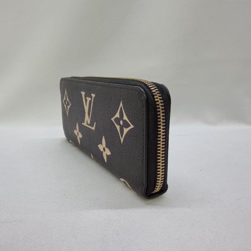 LV Clemence窄版壓花長夾-2