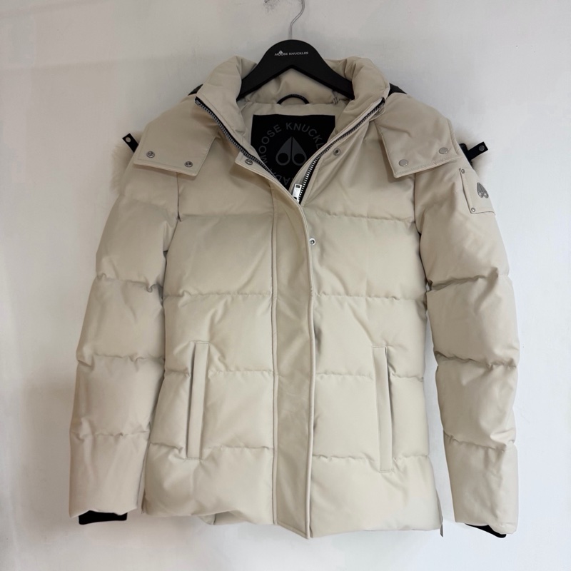 促銷品Moose Knuckles -女款 3Q 收腰版 毛領 連帽羽絨服-3