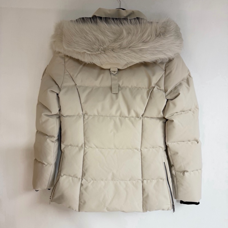 促銷品Moose Knuckles -女款 3Q 收腰版 毛領 連帽羽絨服-4