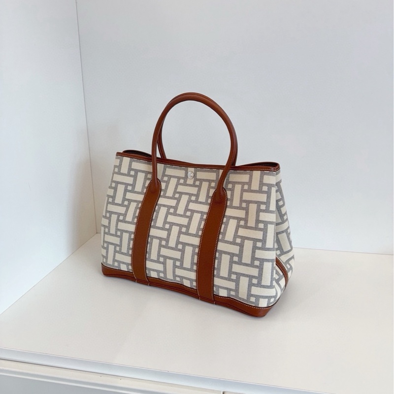 ✨Hermes 限量版馬賽克🧩 GARDEN PARTY 36 奶白棕色❣️-2