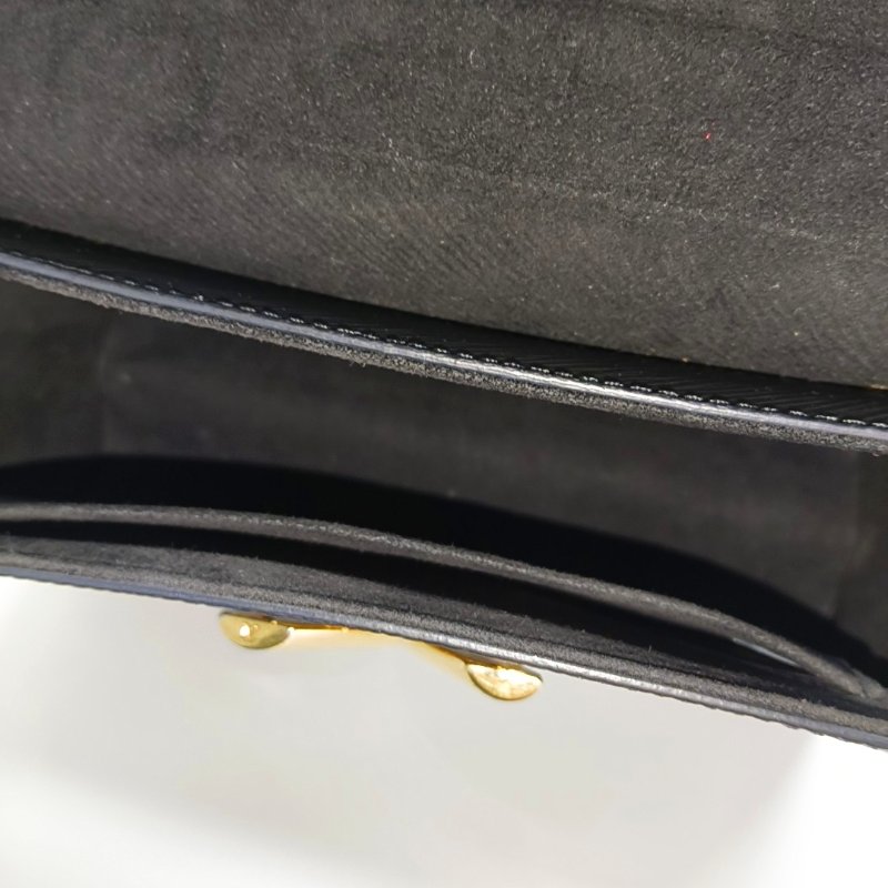 LOUIS VUITTON TWIST中號黑色EPI牛皮水波紋斜挎包單肩包金色五金-6
