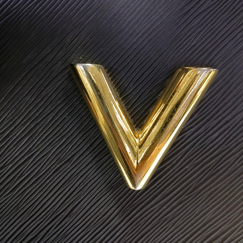 LOUIS VUITTON TWIST中號黑色EPI牛皮水波紋斜挎包單肩包金色五金-10