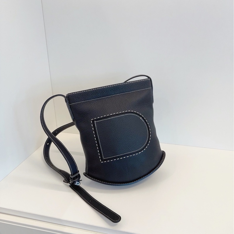 Delvaux daily pin 黑色白綫-0