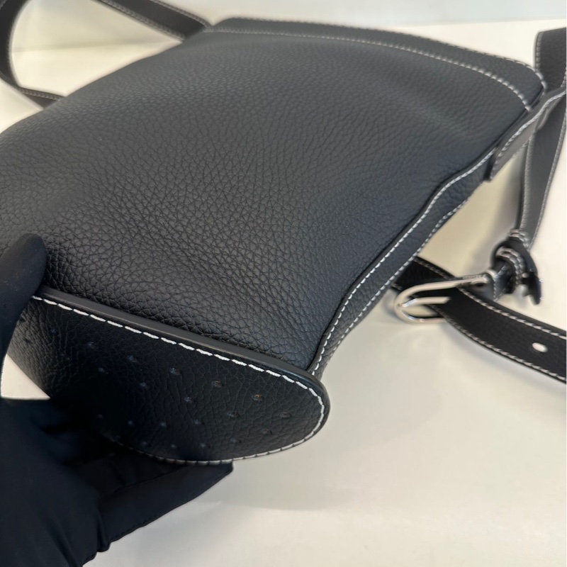 Delvaux daily pin 黑色白綫-16