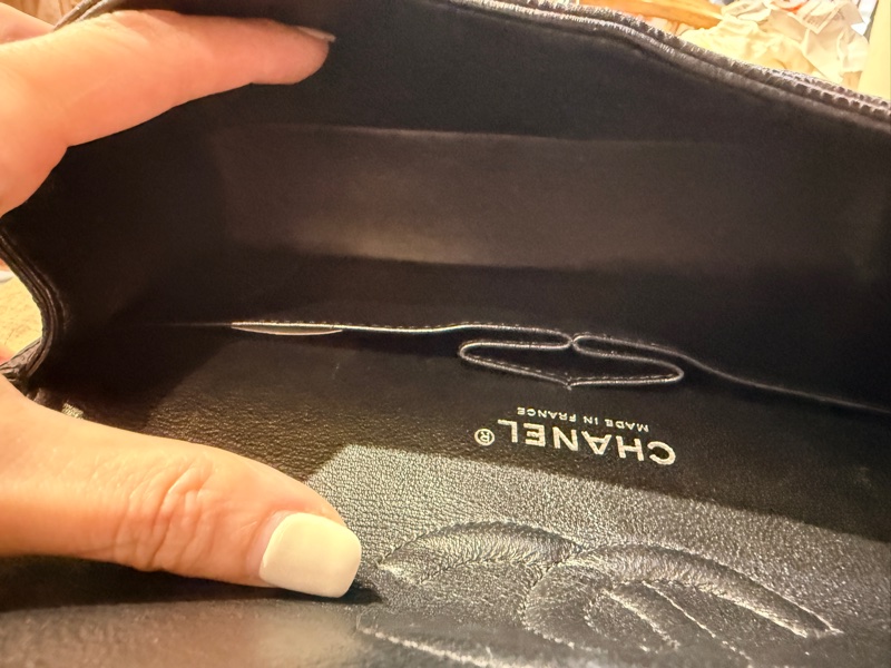 超少見黑色內裡🖤9新以上✨37萬閒置美品coco25🖤Chanel香奈兒CF25經典11.12口蓋包 黑銀荔枝牛皮-12