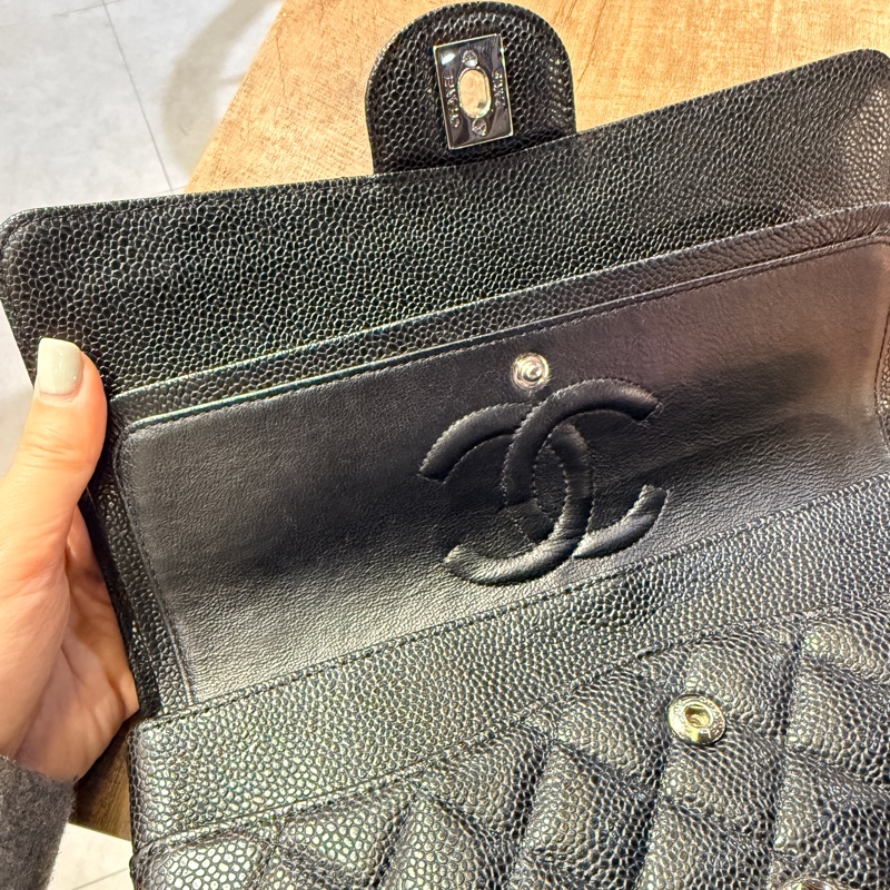 超少見黑色內裡🖤9新以上✨37萬閒置美品coco25🖤Chanel香奈兒CF25經典11.12口蓋包 黑銀荔枝牛皮-18