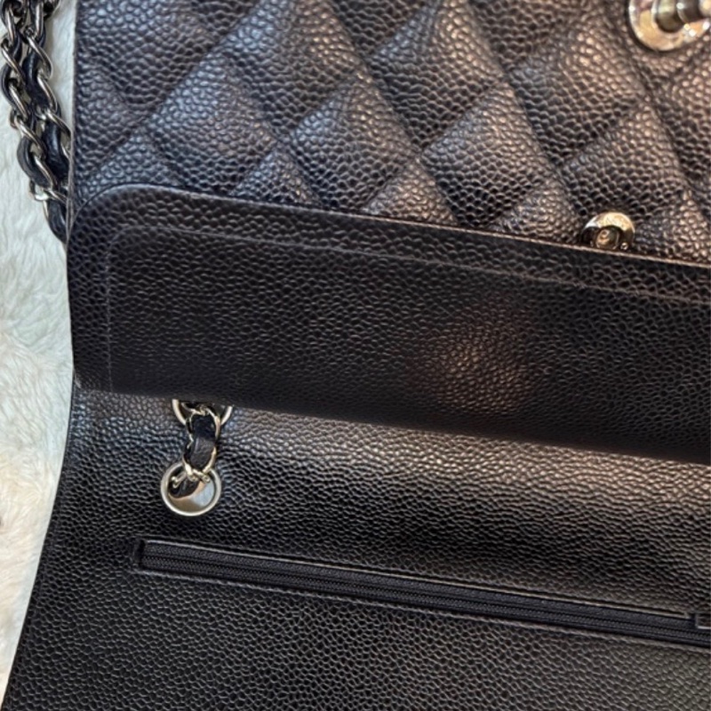 超少見黑色內裡🖤9新以上✨37萬閒置美品coco25🖤Chanel香奈兒CF25經典11.12口蓋包 黑銀荔枝牛皮-22