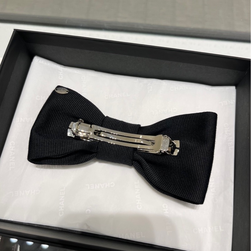 Chanel 25A蝴蝶結髮夾-5