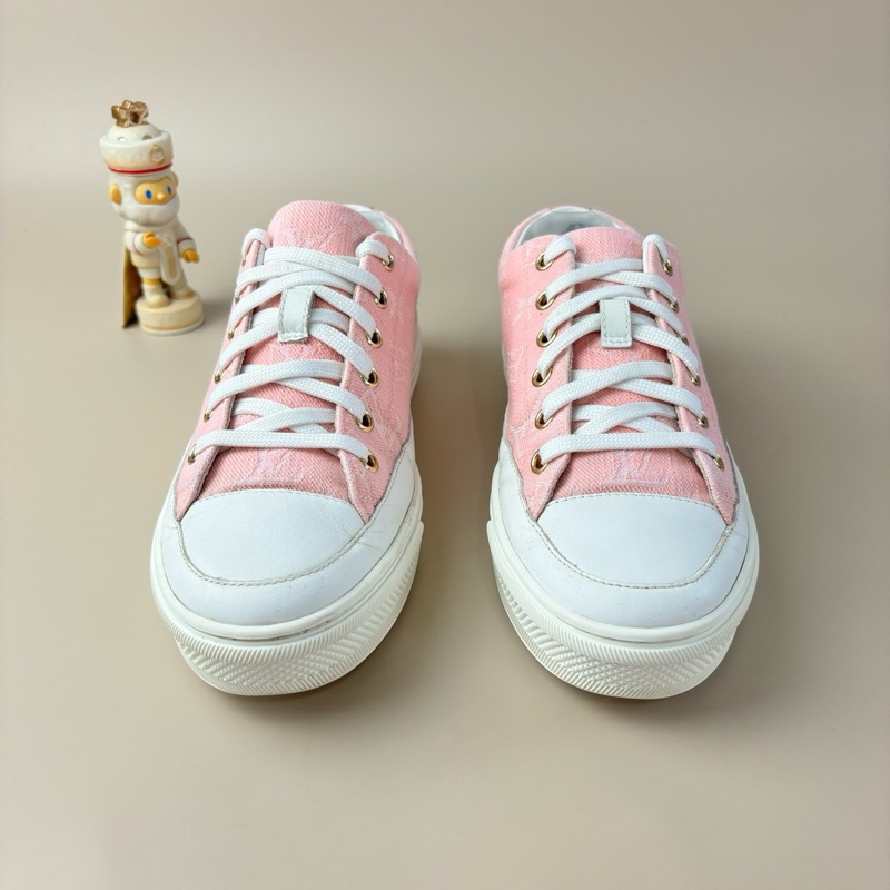 LV/路易威登 白粉滿印系帶休閒鞋 36碼 95新 品相不錯 YLP3296-1