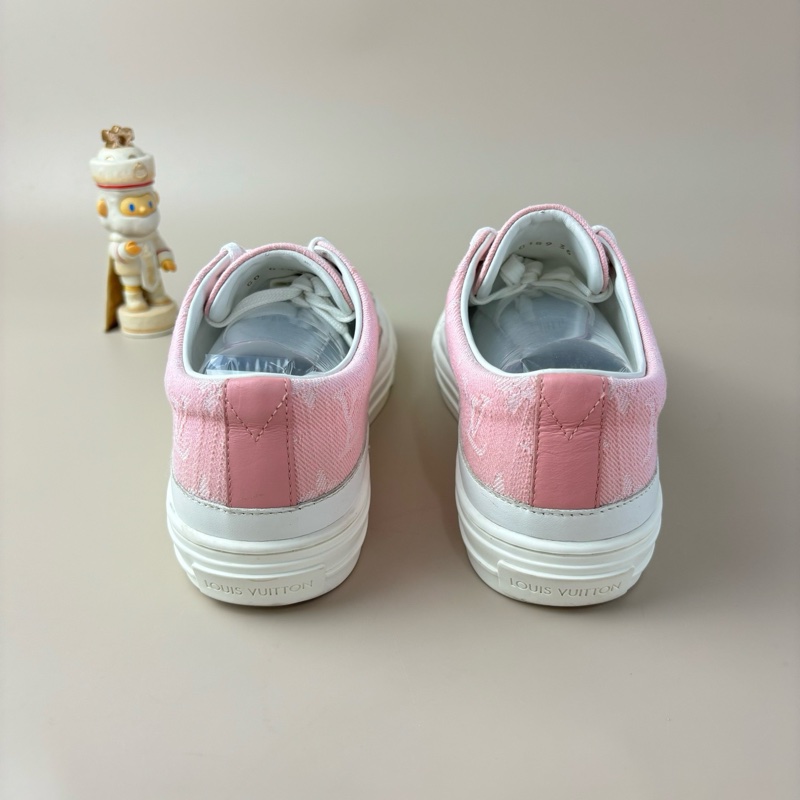 LV/路易威登 白粉滿印系帶休閒鞋 36碼 95新 品相不錯 YLP3296-2