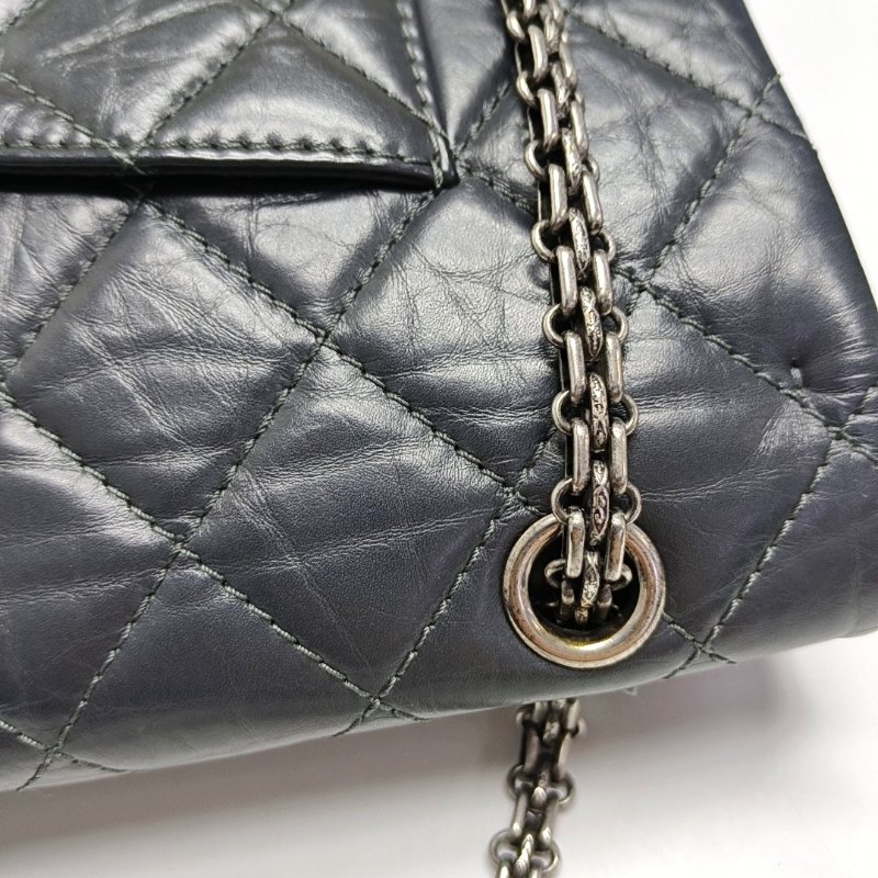 CHANEL 2.55  Maxi 超大號灰色牛皮菱格紋絎縫單肩包釕色五金16開-15