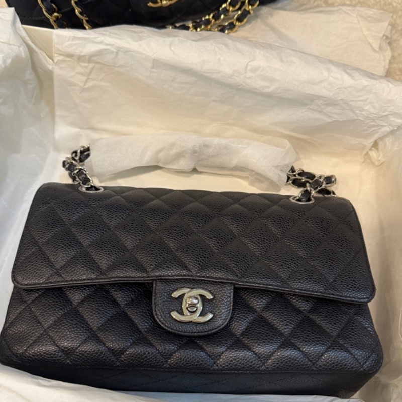超少見黑色內裡🖤9新以上✨37萬閒置美品coco25🖤Chanel香奈兒CF25經典11.12口蓋包 黑銀荔枝牛皮 12-28