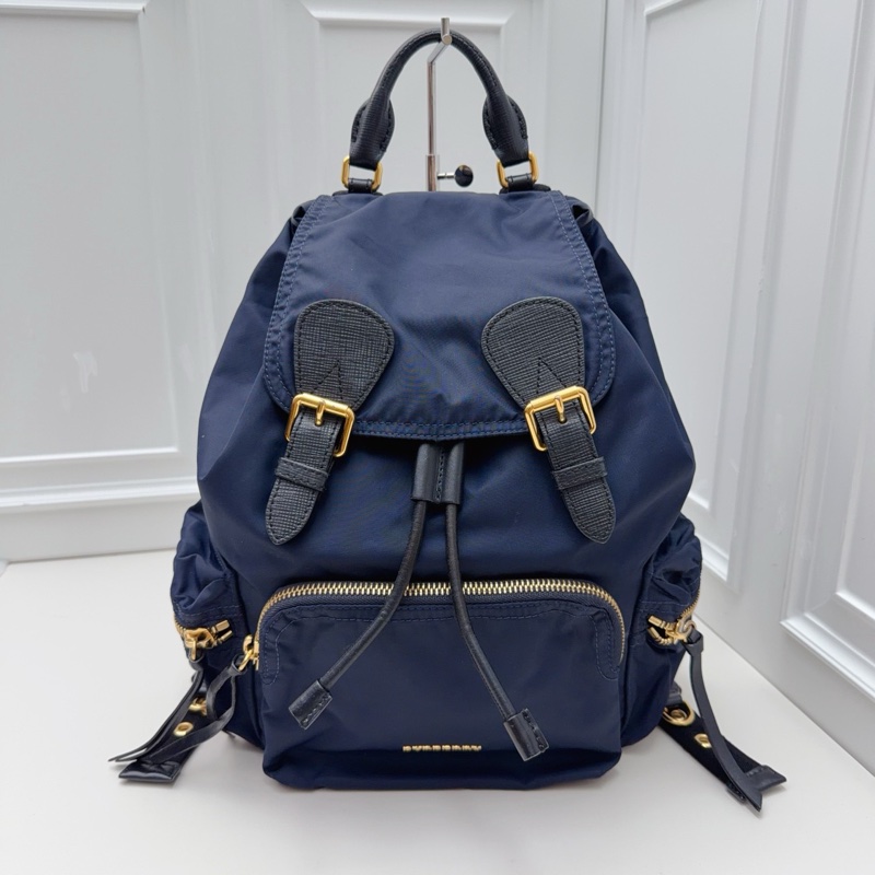 Burberry 經典帆布抽繩翻蓋 尼龍雙肩包 深藍色  尺寸 約35.24.12 附件：塵袋-1