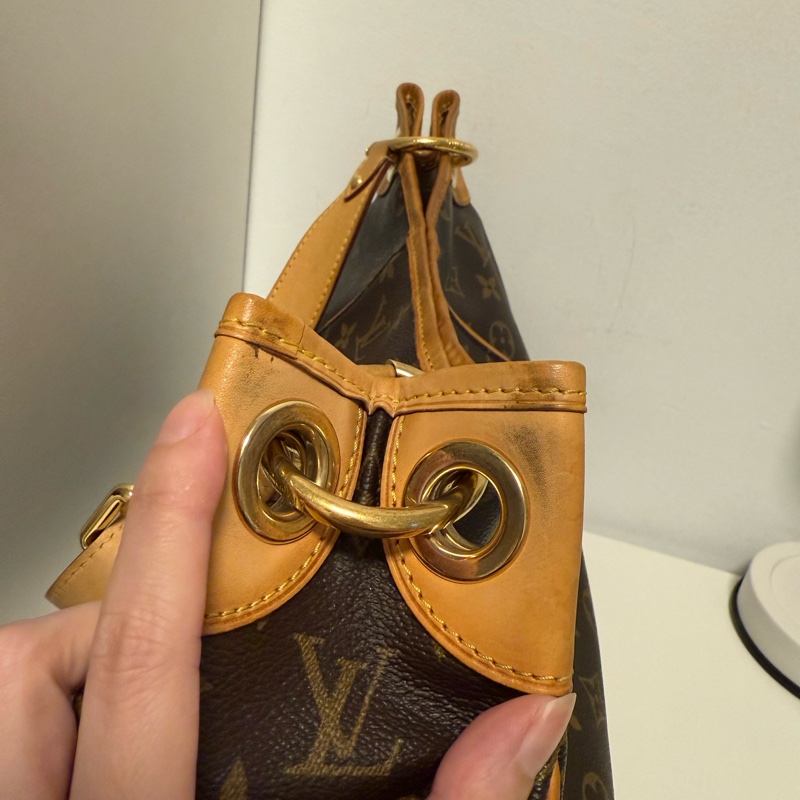 LV Louis Vuitton 南瓜包 Galliera Monogram 老花肩背包-18