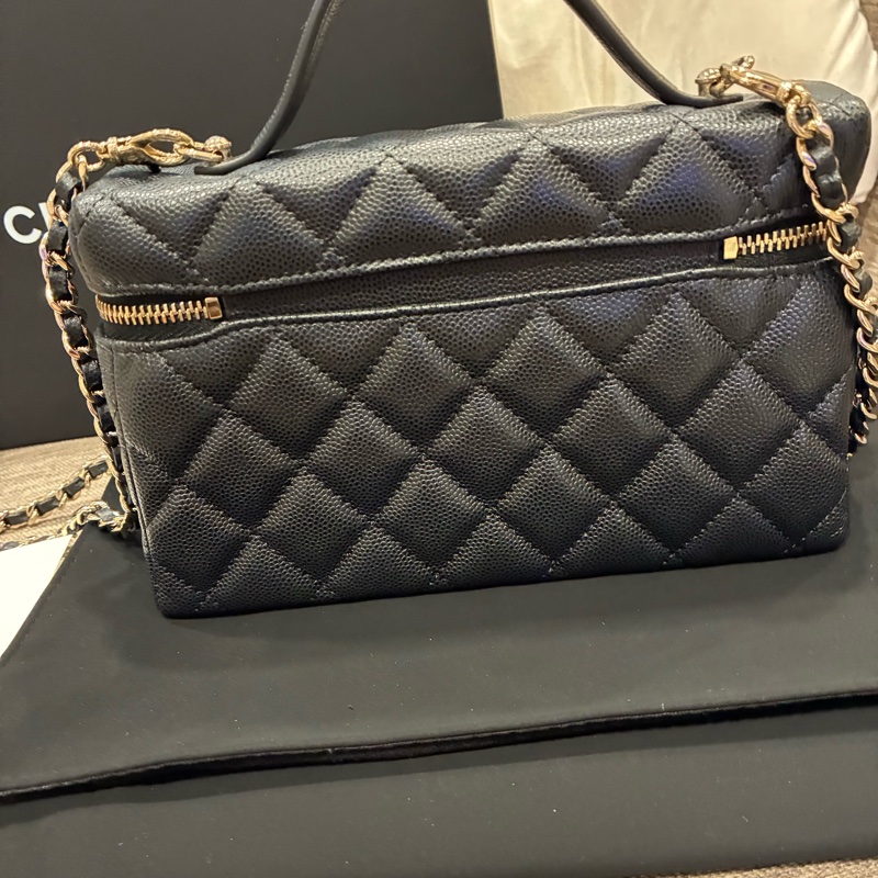 誰在找🧐熱騰騰🔥香奈兒Chanel 大小c logo 黑色荔枝皮 淡金lp飯盒包🇹🇼12🈷️票-1