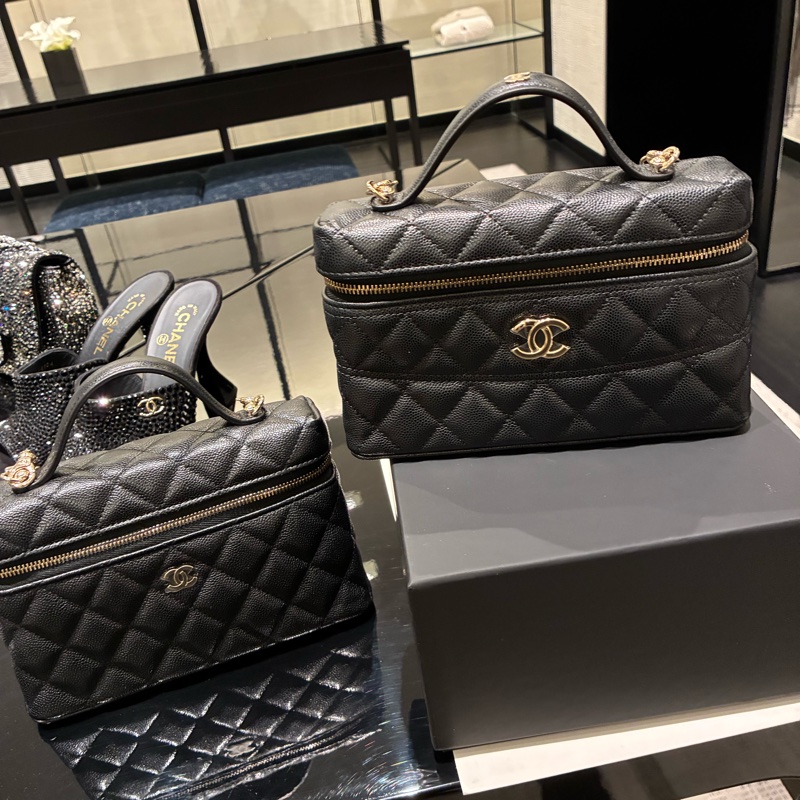 誰在找🧐熱騰騰🔥香奈兒Chanel 大小c logo 黑色荔枝皮 淡金lp飯盒包🇹🇼12🈷️票-8