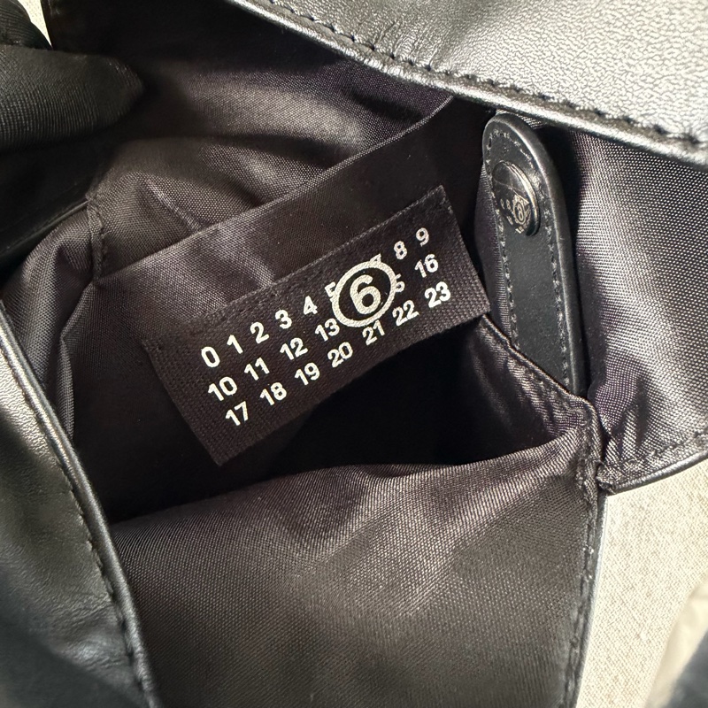 Maison Margiela MM6 Japanese Bag Small 經典三角托特包-10