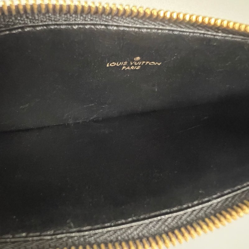 LV M64064/晶片款 黑皮革三合一包-10