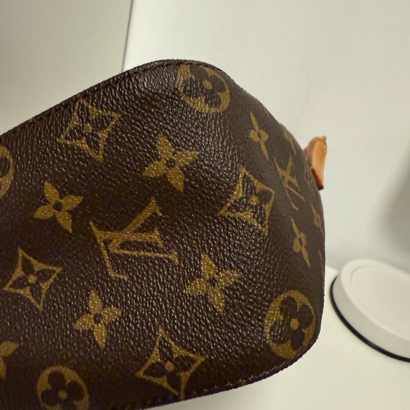 LV Louis Vuitton Looping MM Monogram 肩背包-9